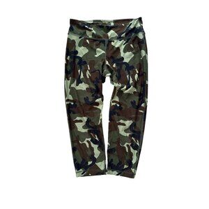 Vogo Performance women's Camouflage Capri Leggings M